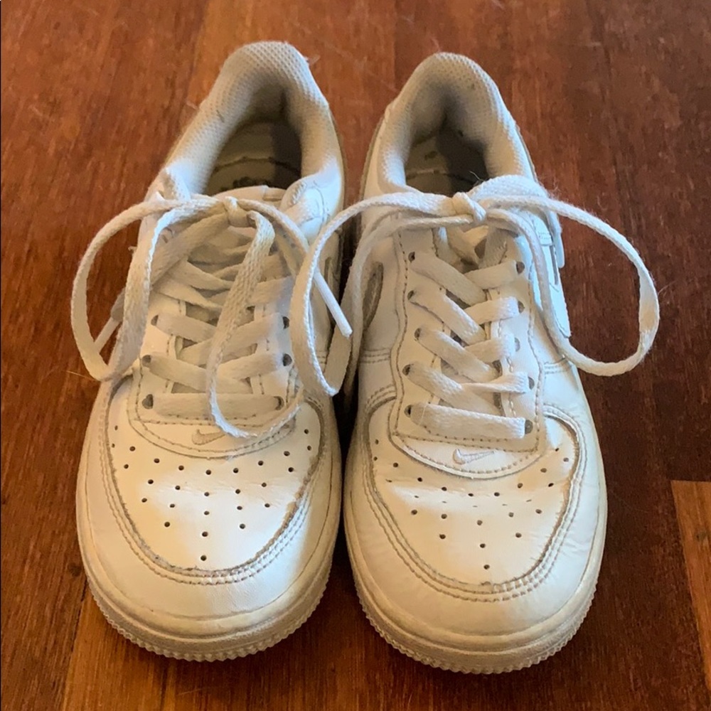 White Nike Air Force 1 Sneakers little kid 11